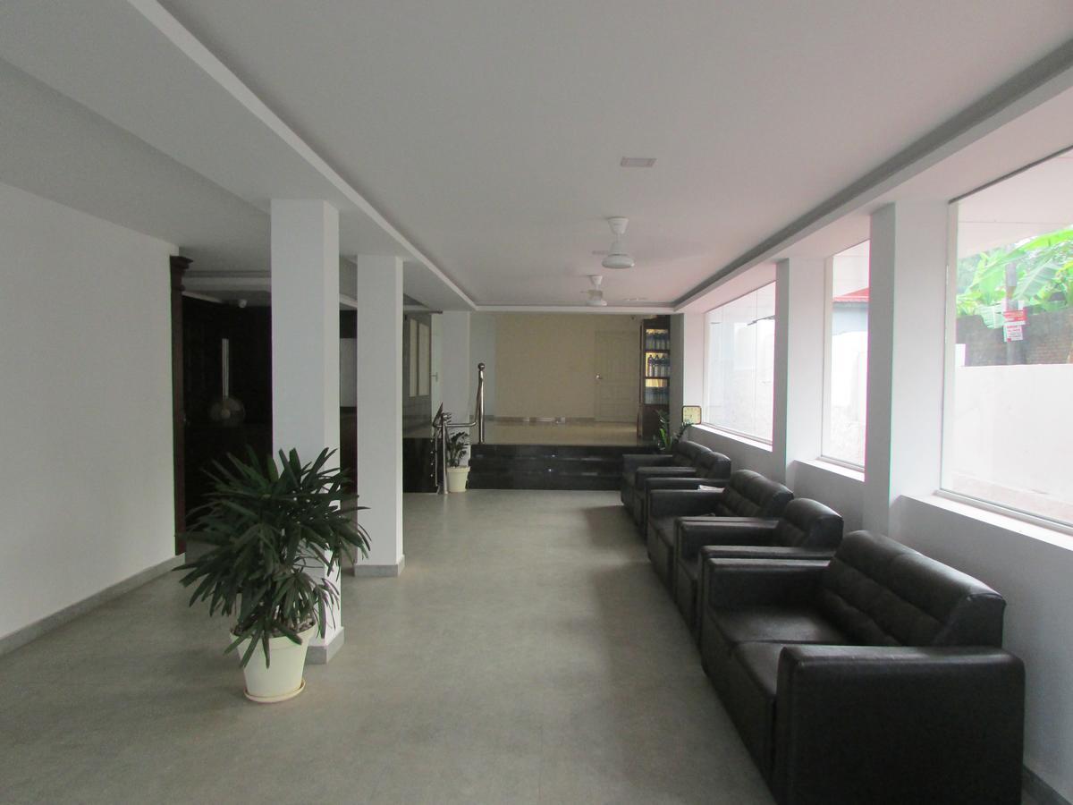 Indraprastha Tourist Home Chottanikara Exteriör bild
